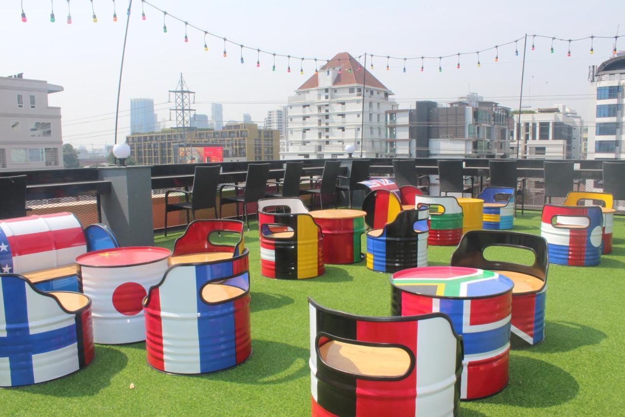 H-District Boutique Poshotel Bangkok Luaran gambar