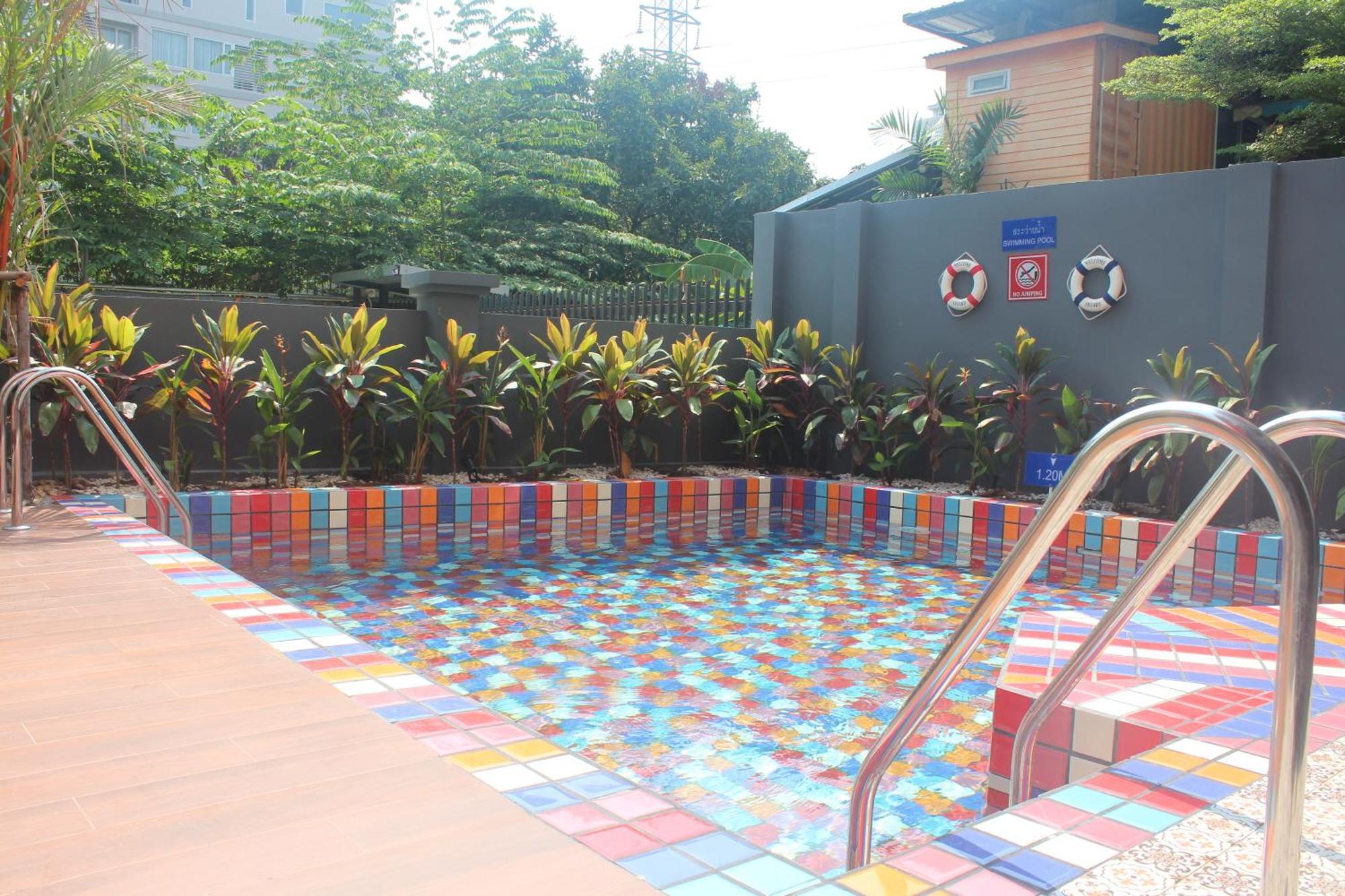 H-District Boutique Poshotel Bangkok Luaran gambar